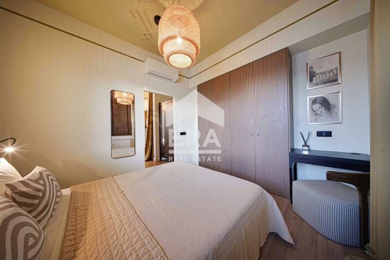 Дава се под наем Тристаен апартамент в София, Център - 80 кв.м за 1000 € - Снимка #3