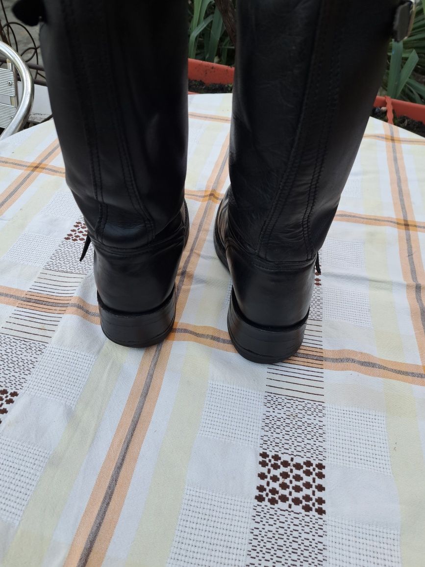 Cizme din piele nr 41 (motocicliști)