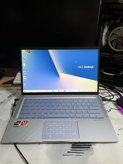 Asus ZenBook UM431D /Ryzen 5 / Озу 8gb/ Vega 8 2gb / ssd 256gb