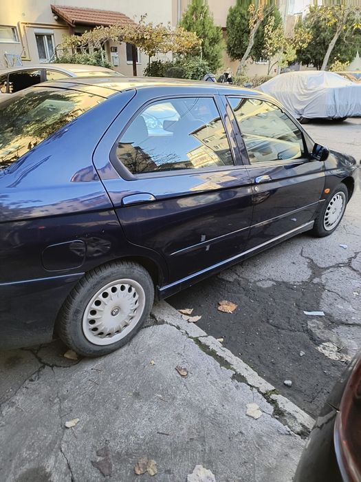Vând Alfa Romeo 146 din 2001
