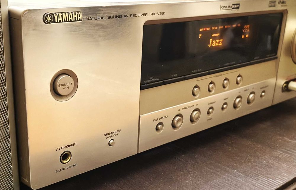 Ресивер Yamaha RX-V361 /в отличном состоянии.