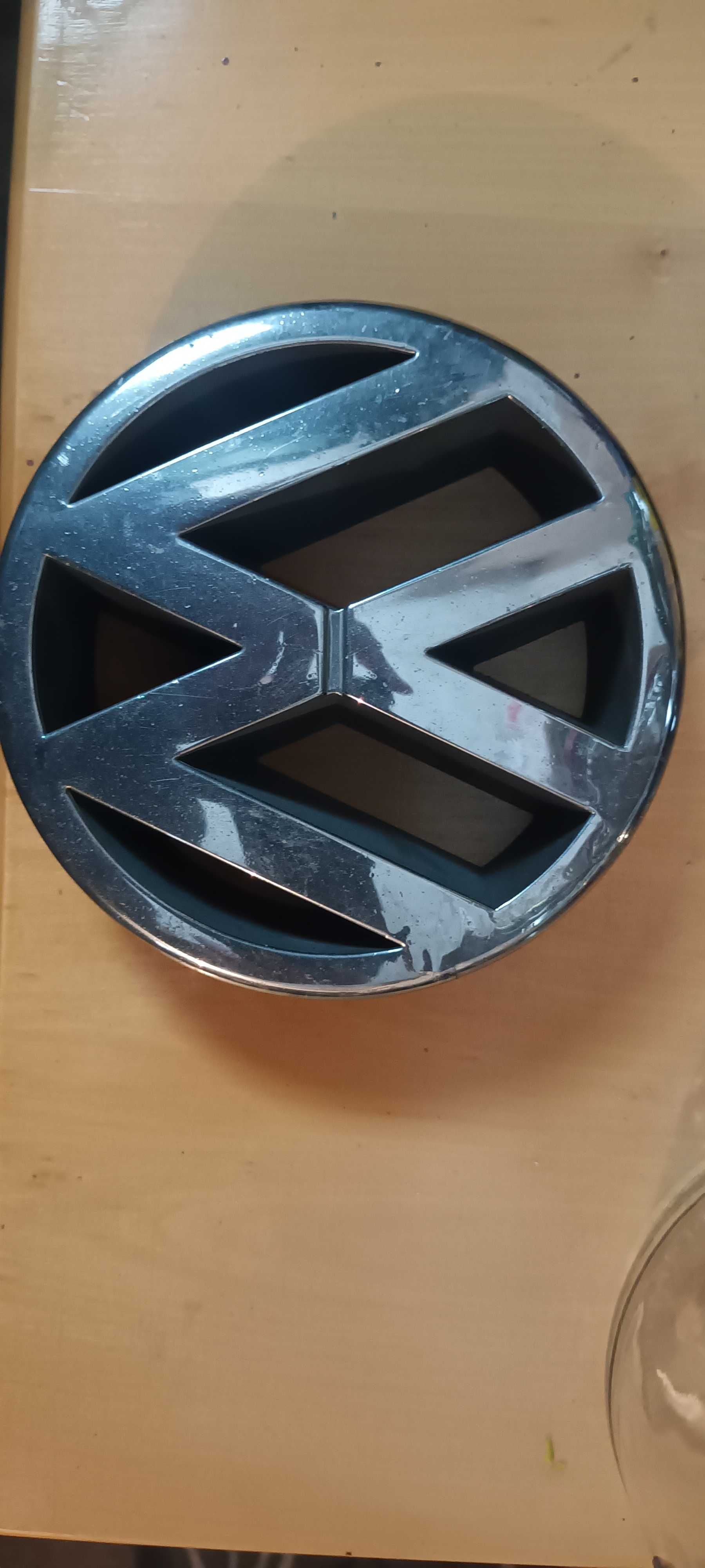 Емблема VW Оригинална,предна
