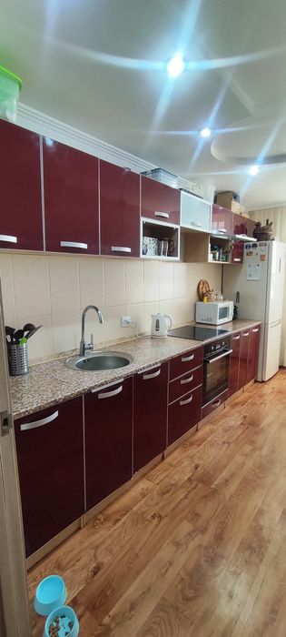 Продам кухонный гарнитур