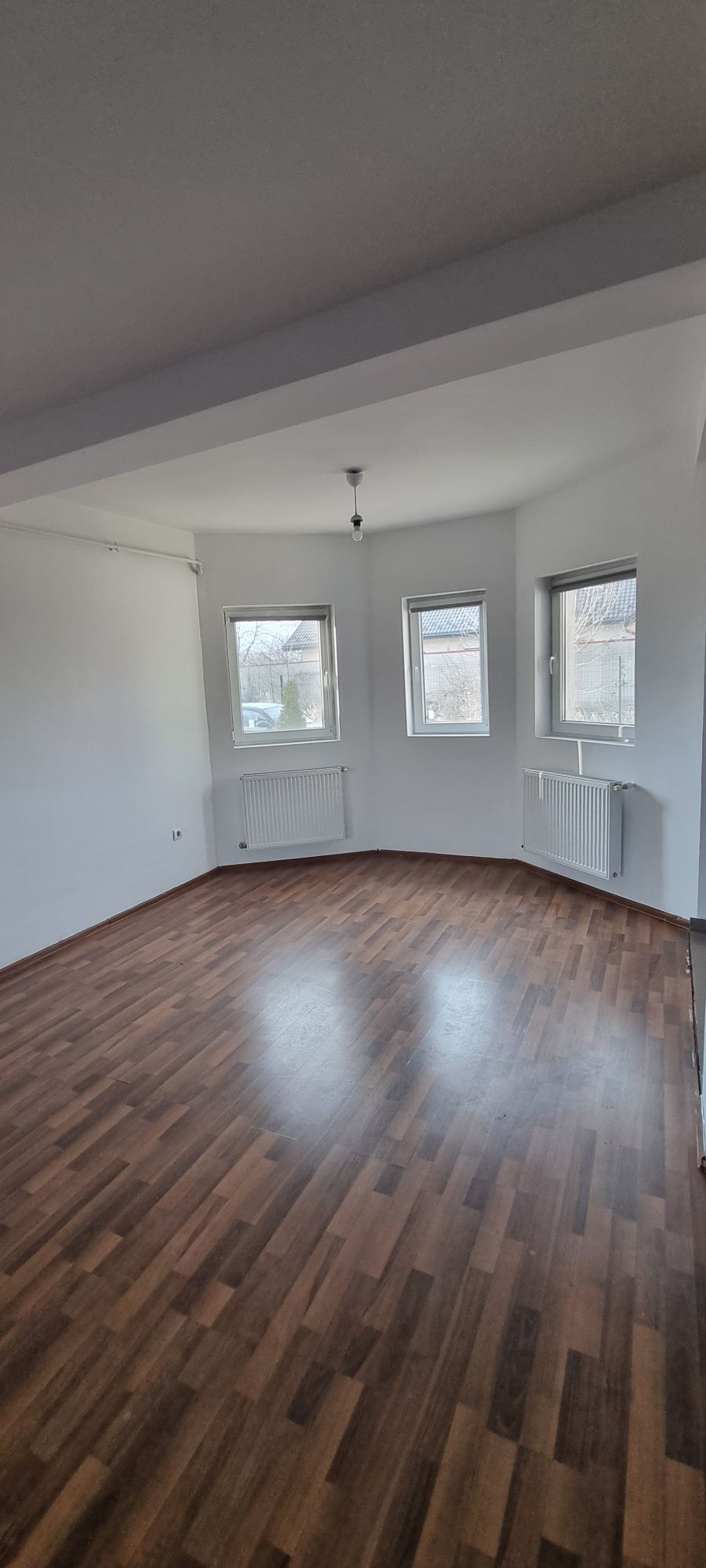 Proprietar vând Vila P+1+M Popești-Leordeni