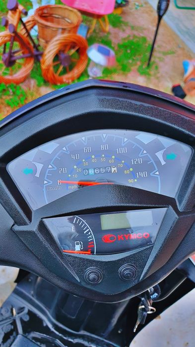Scuter Kymco DJ 125 S  125cc 4T