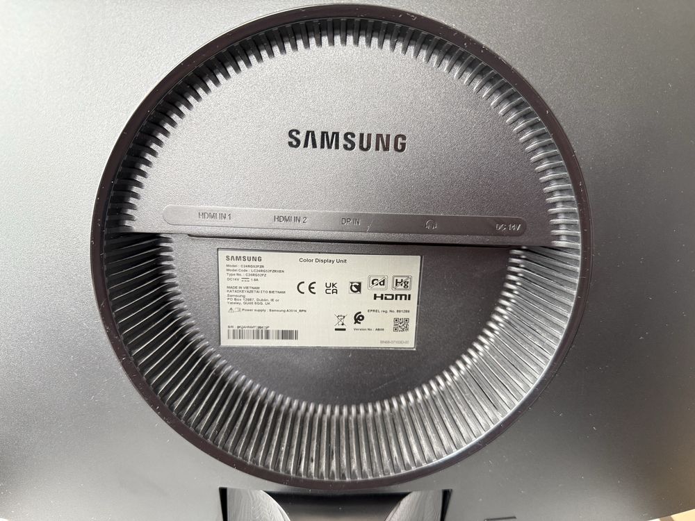 24” Геймърски монитор Samsung Odyssey G52F, 144Hz, извит/curved