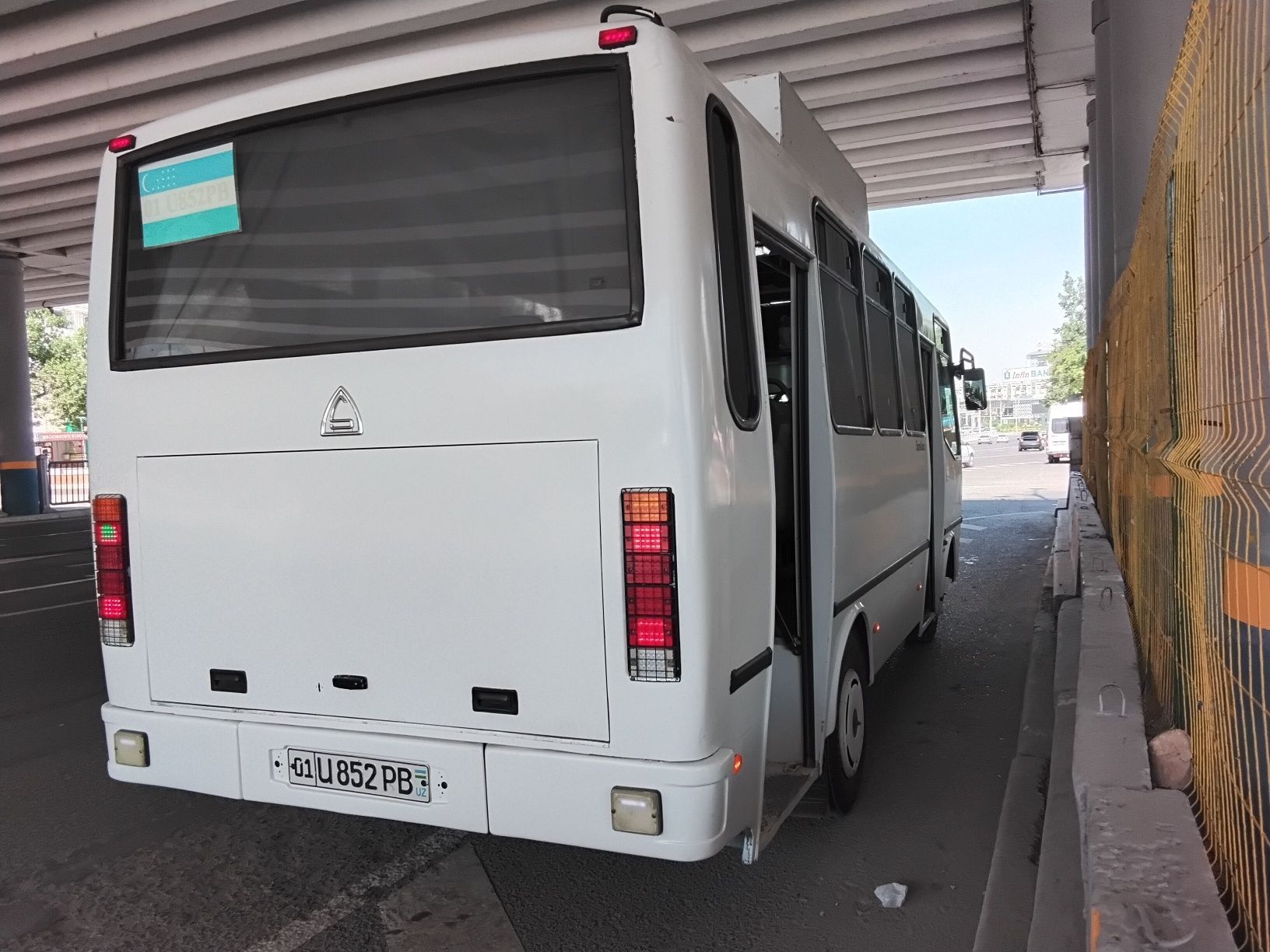 Isuzu NP 37 samauto