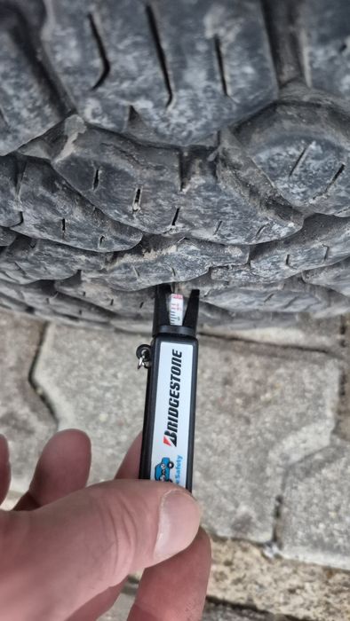 General GRABBER AT3 M+S  215/65R16 All Terrain