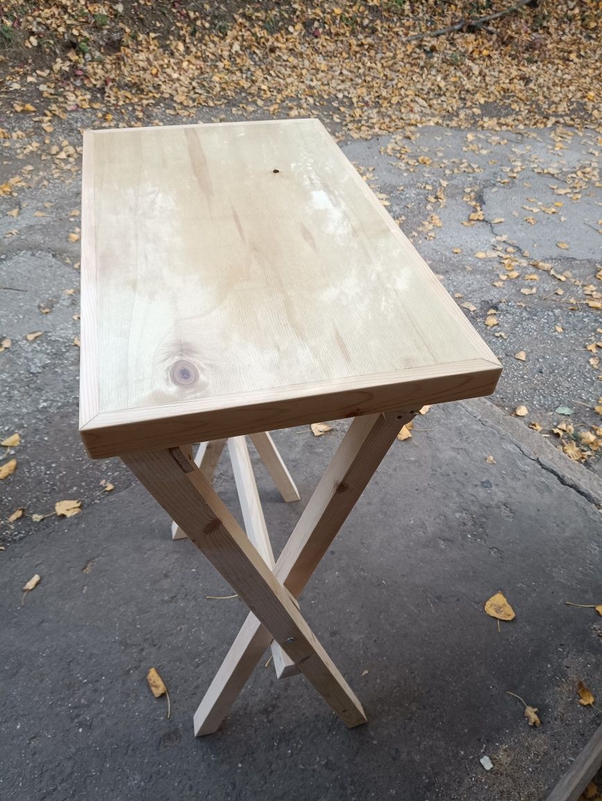 Дървена сгъваема бар маса