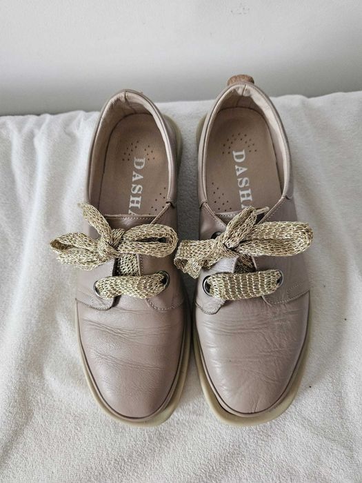 Pantofi dama de piele de la Dasha
