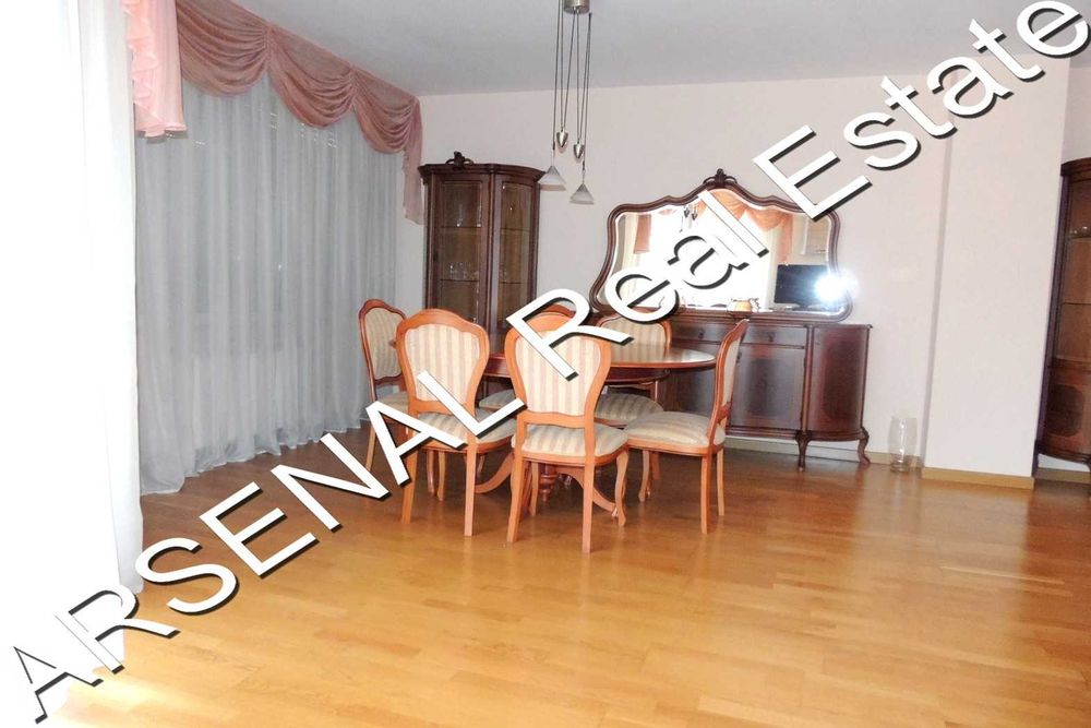 Дава се под наем Тристаен апартамент в София, Лозенец - 137 кв.м за 750 € - Снимка #9