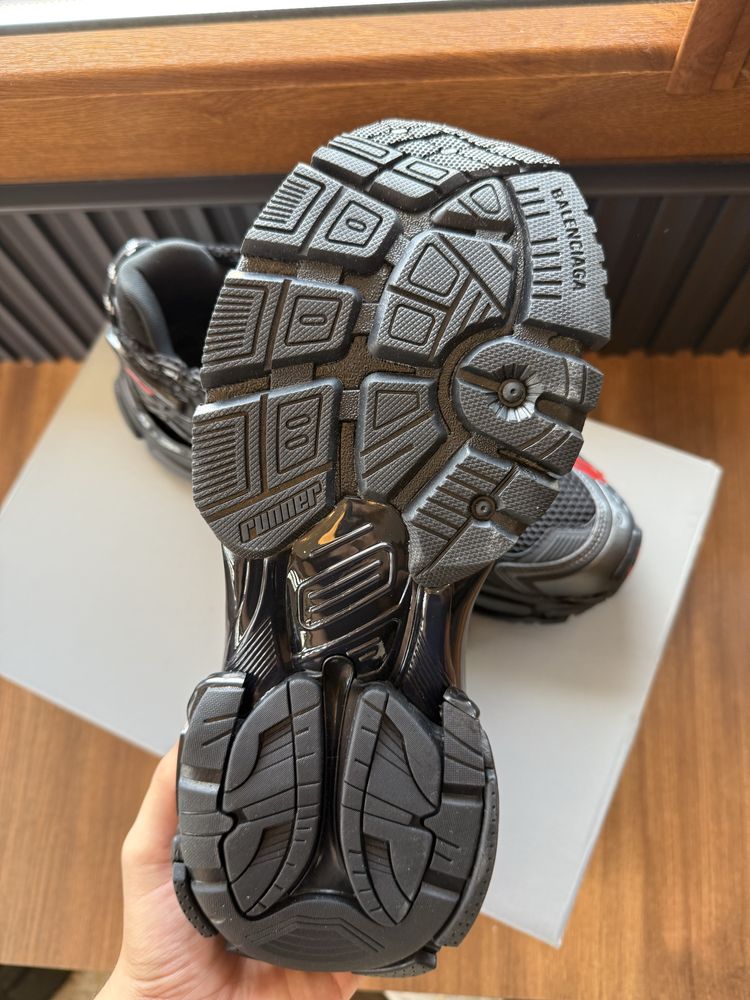 Balenciaga Runner Graffiti- 44/45/46