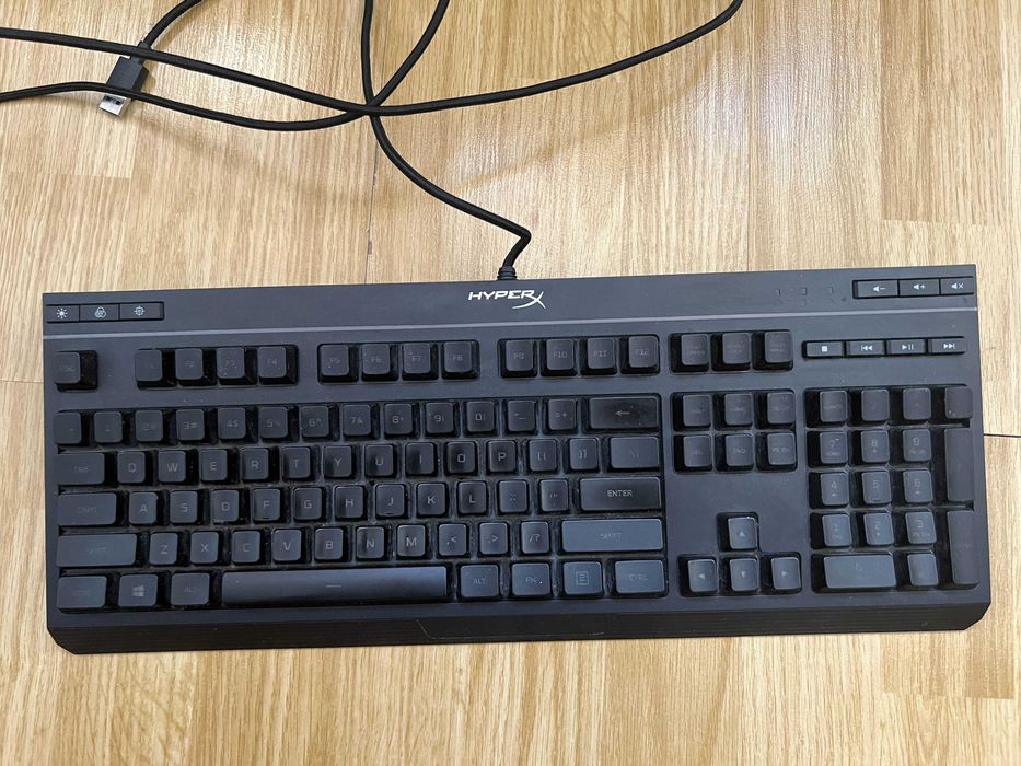 Tastatura Gaming HyperX Alloy Core RGB, USB