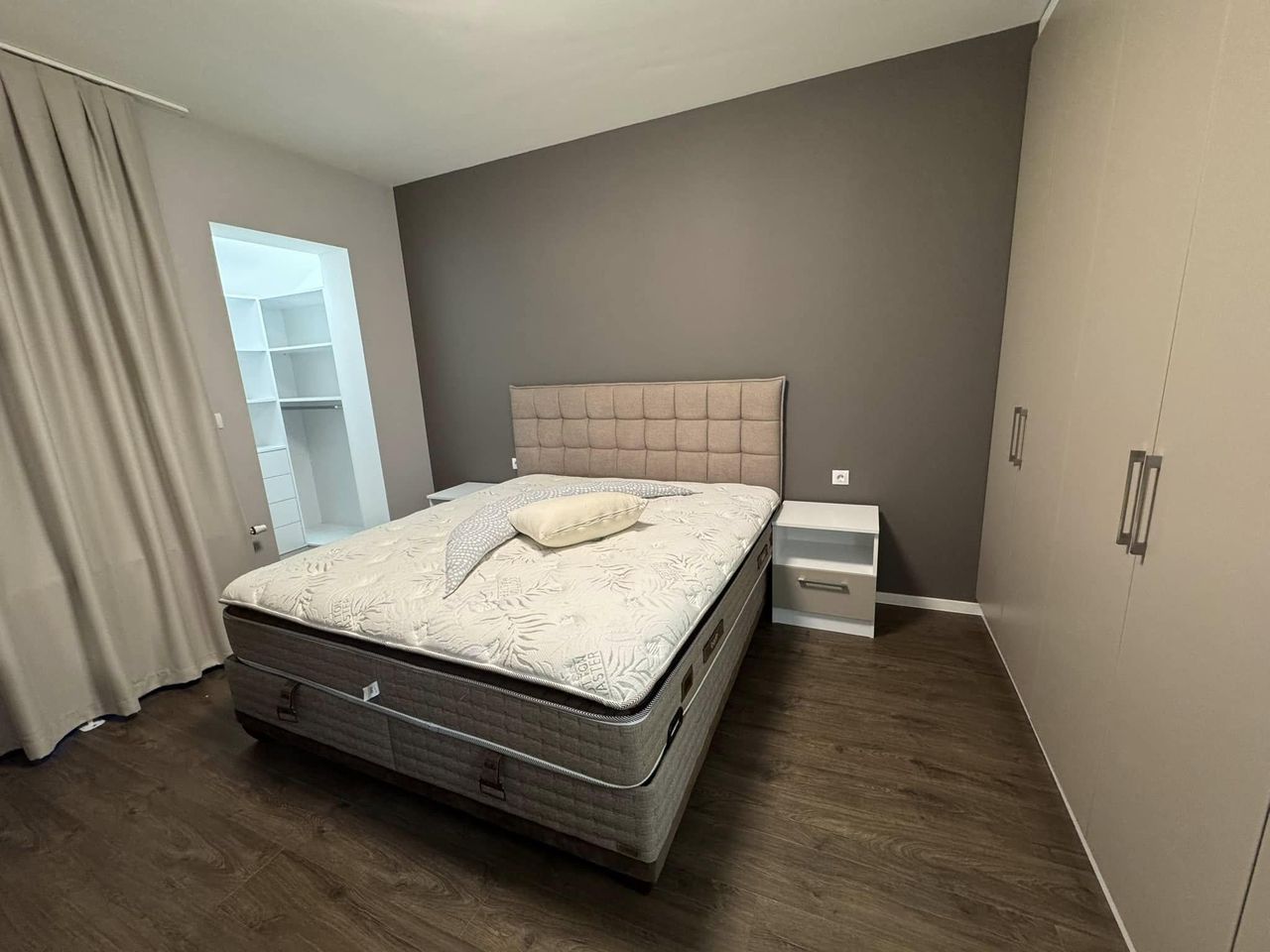 Дава се под наем Тристаен апартамент в София, Драгалевци - 114 кв.м за 1200 € - Снимка #4