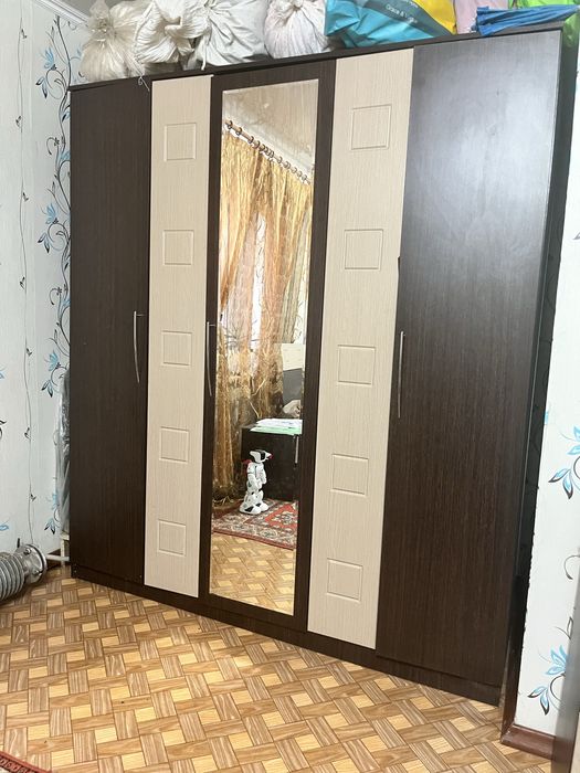 Продается шкаф в спальню
