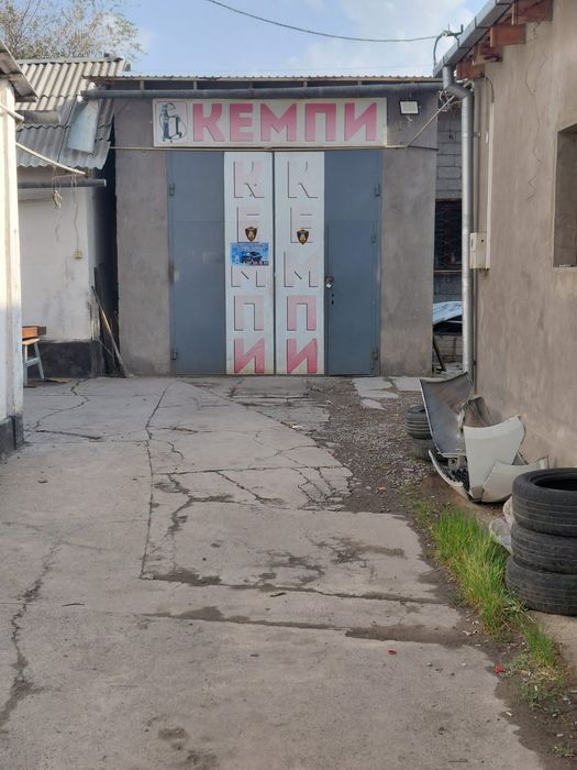 Сдаётся в аренду гараж.