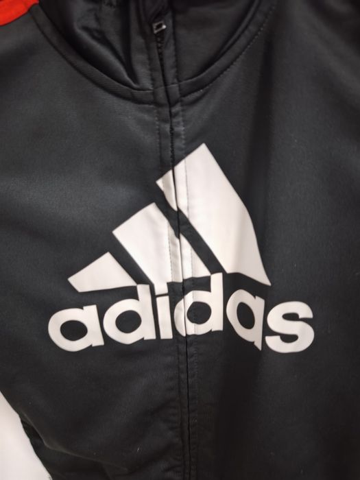 Adidas горнище на анцунг
