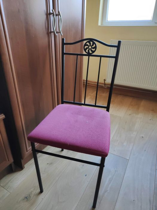 Mese  extensibile și scaune