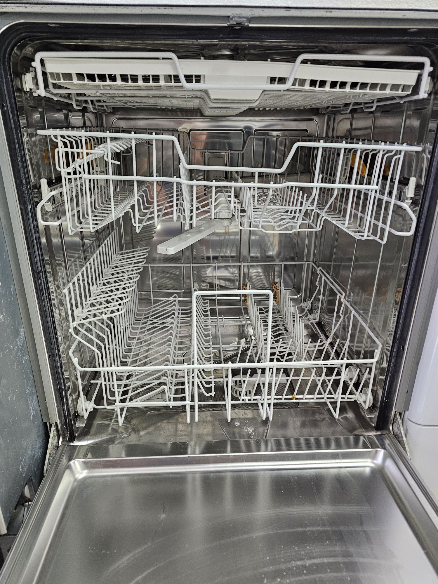 Съдомиялна за вграждане Miele G4300 sci A++