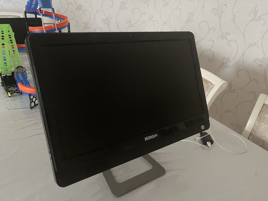 Моноблок продам срочно