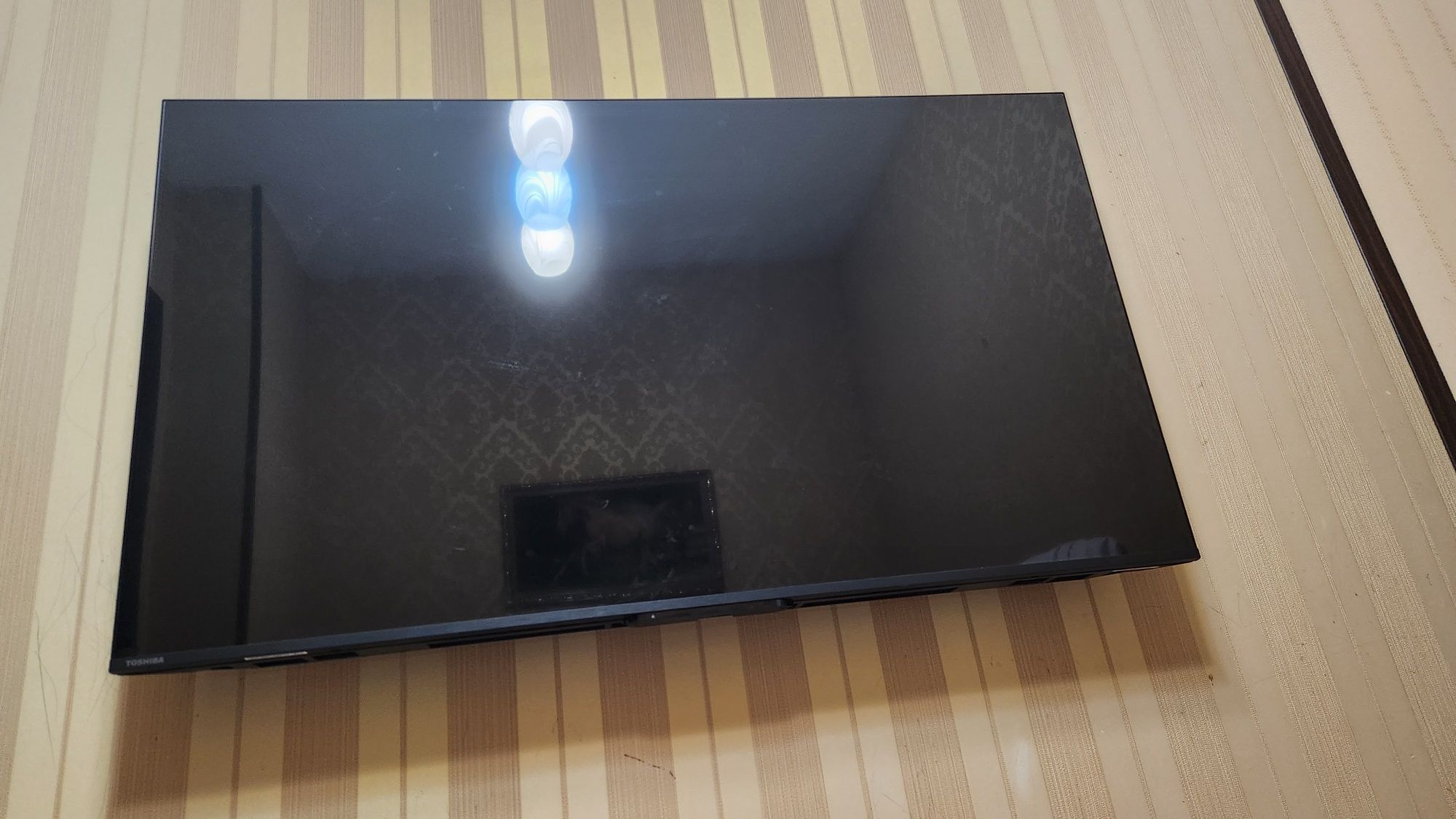Телевизор Toshiba 55 на запчасти
