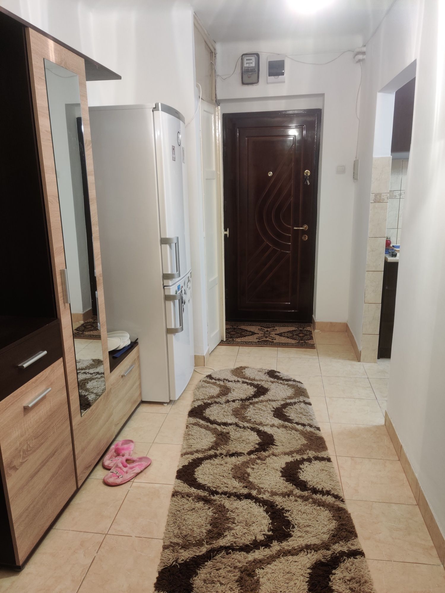 Vand apartament finisat, mobilat, ultracentral