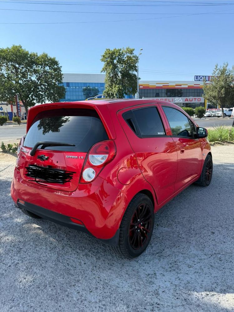 Spark 4 pozitsiya 2015 yil 241.000 km