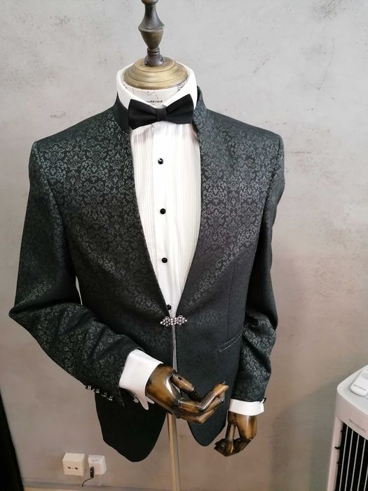 Sacou mire + papion, super slim fit, mai multe marimi disponibile