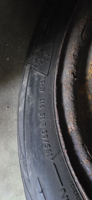 Гуми 2бр 195/65/15 - 1бр  - 65лв