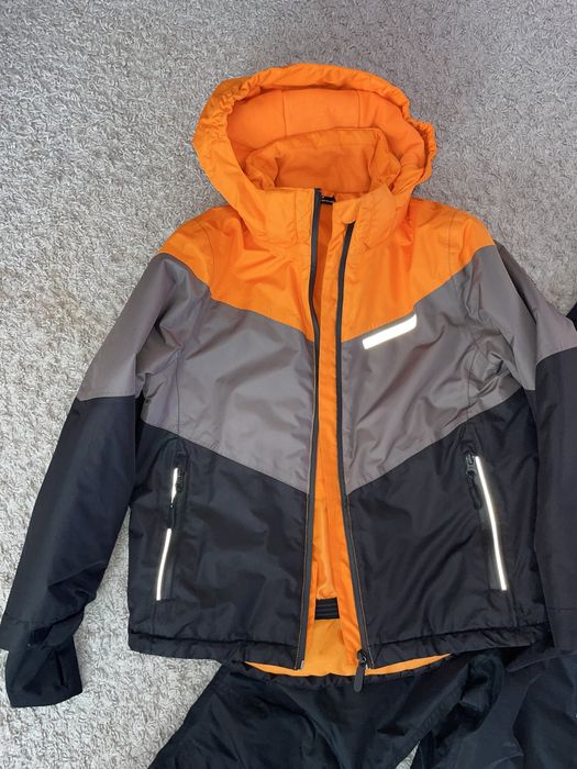Ски екипировка , яке и гащеризон 7-8