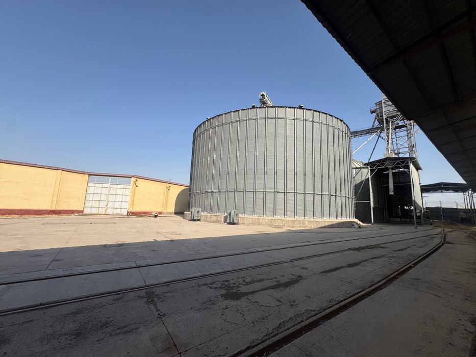 ПРОДАЕТСЯ: Действующей Мукомольный Завод.