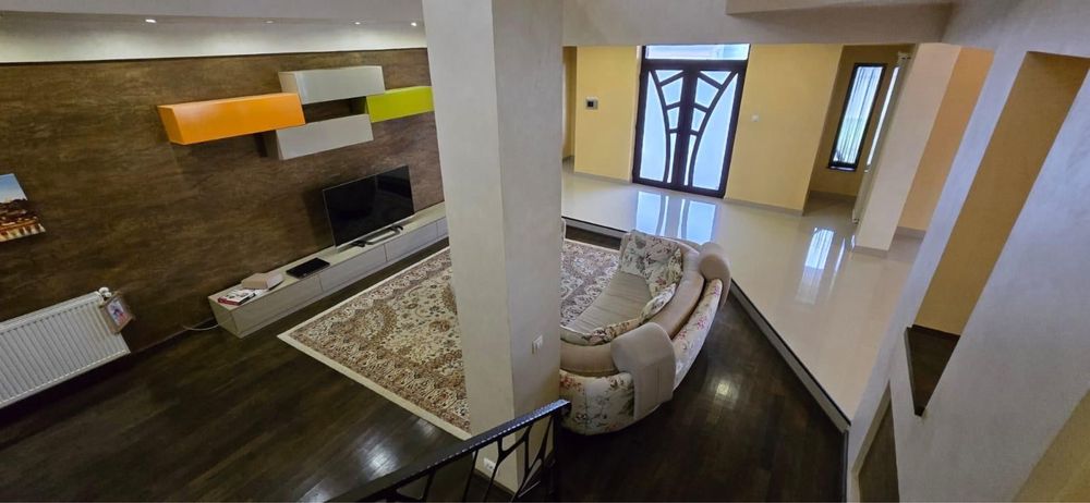 Casa moderna de vanzare !