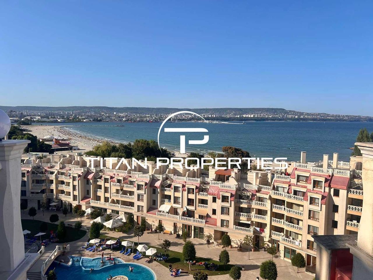 Продава се Тристаен апартамент в Варна, Аспарухово - 230 кв.м за 848 €/кв.м - Снимка #11