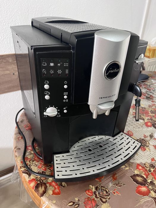 Aparat cafea boabe/macinata Jura Impressa E 60