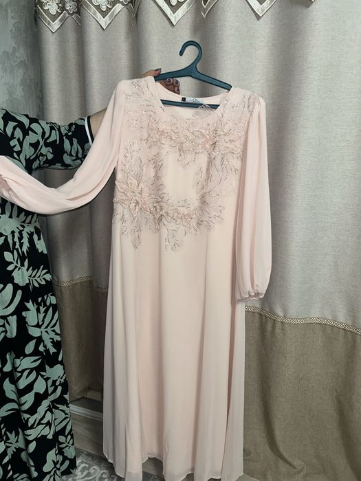 Продам вечернее платье на той