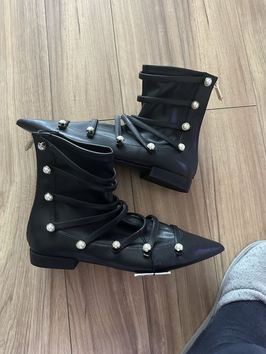 Cismulite piele naturala noi cu eticheta Zara