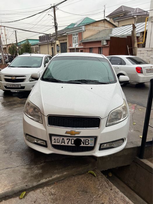 Arenda Vikup nexia 3