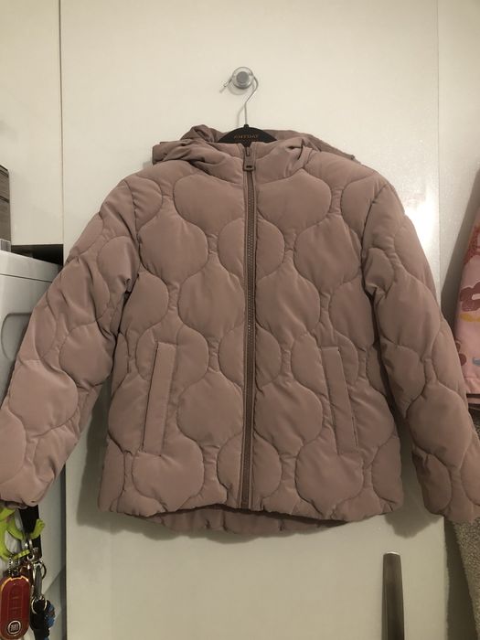 Ново Zara яке, тъмен пепел роза, мн красиво