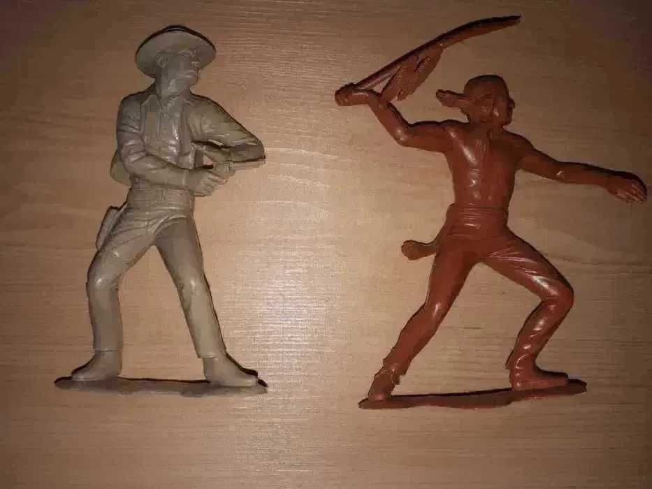 Cowboy si Indian machete fabricate din plastic