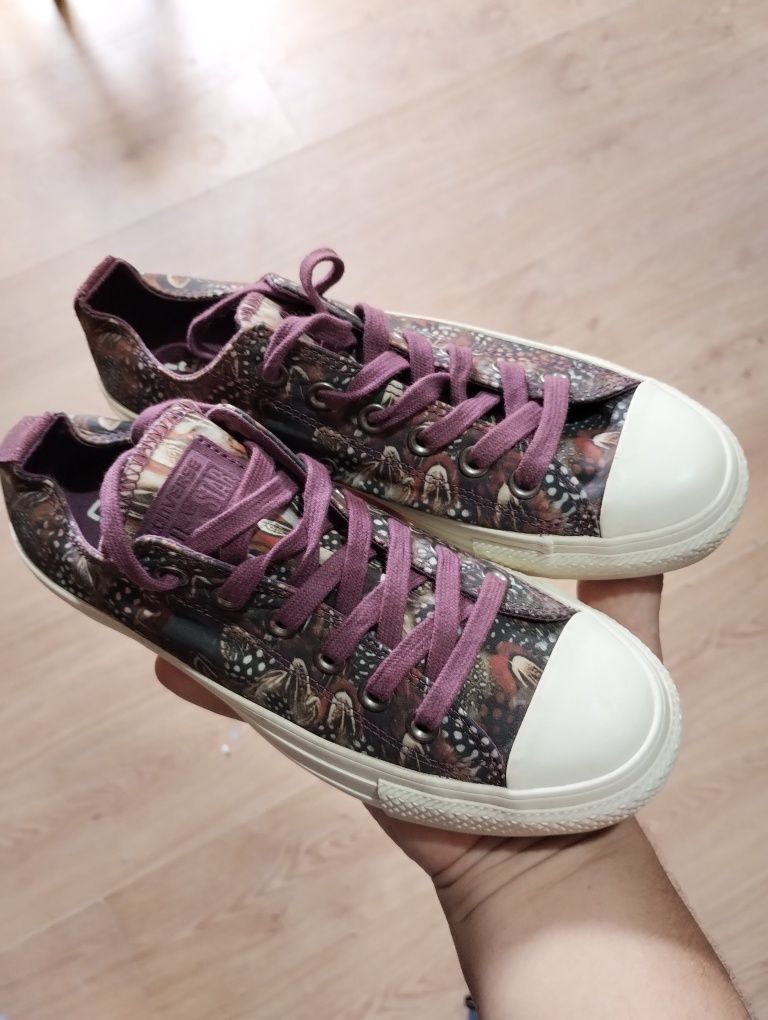 Converse noi 38.