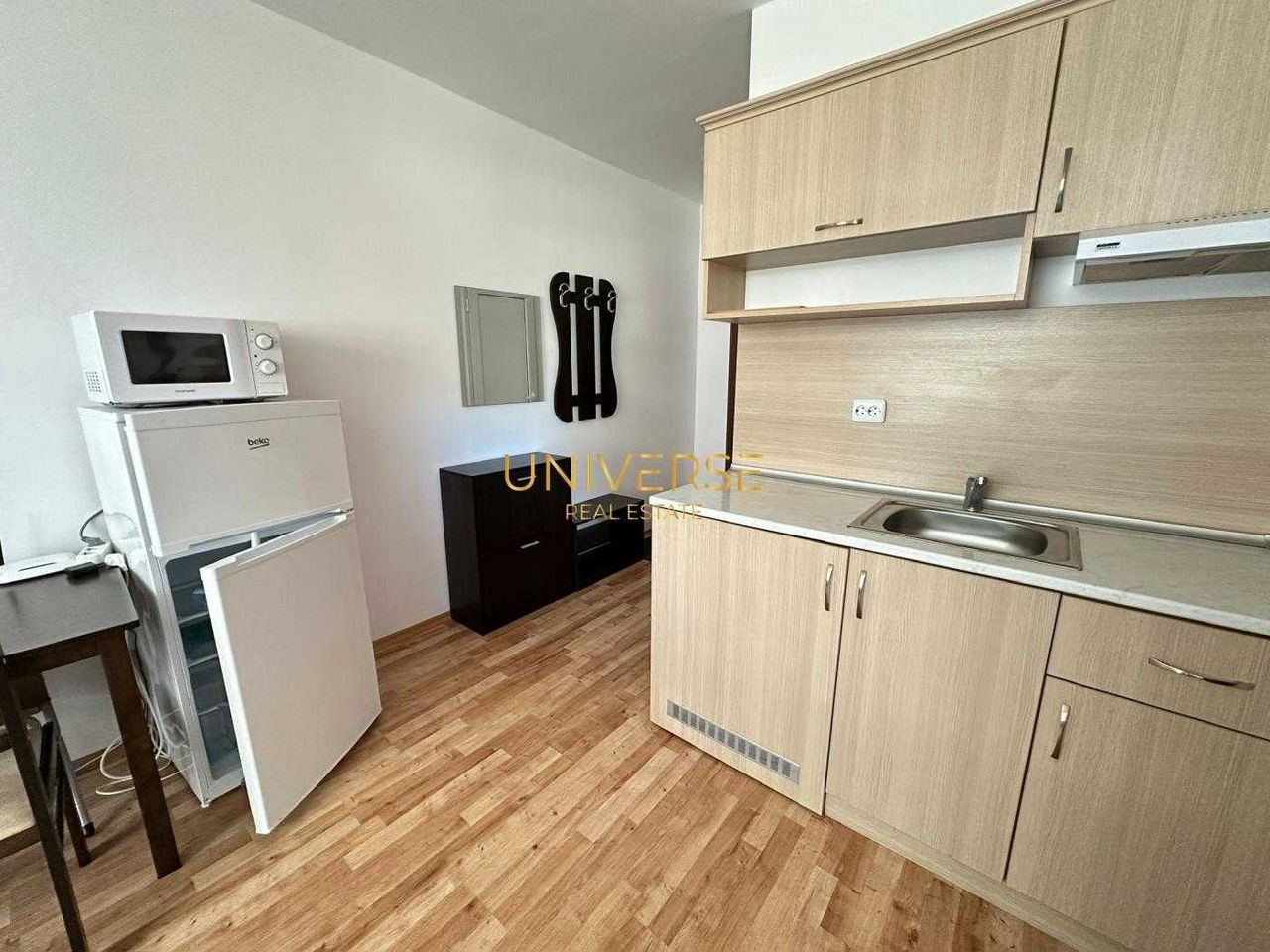 Продава се Двустаен апартамент в к.к. Слънчев бряг - 47 кв.м за 1266 €/кв.м - Снимка #2