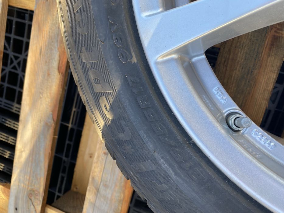 215/55/17 Ханкок Зимни