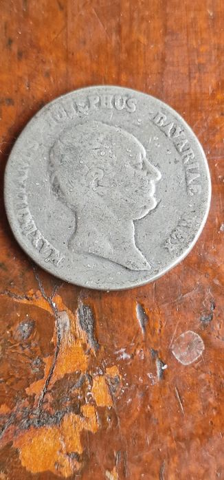 1 kronenthaler varianta cu spade rara  maximian