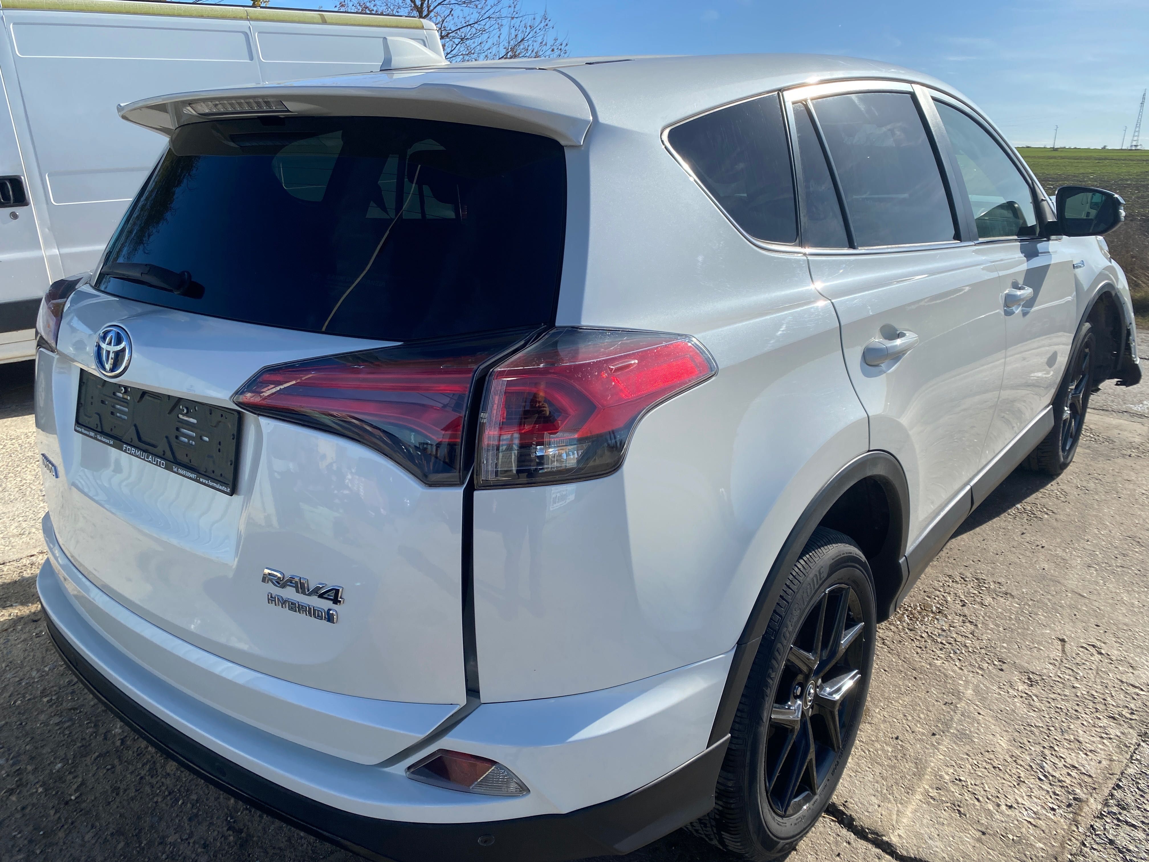 Toyota RAV4 2.5 Hybrid,155кс,двигател 2AR-FXE,2018г,93000к,Тойота Рав4