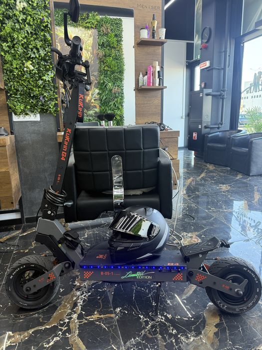 Kukirin G4 2025 – ca nouă, 663 km, casca + accesorii incluse!