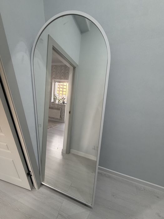 Продам большое зеркало