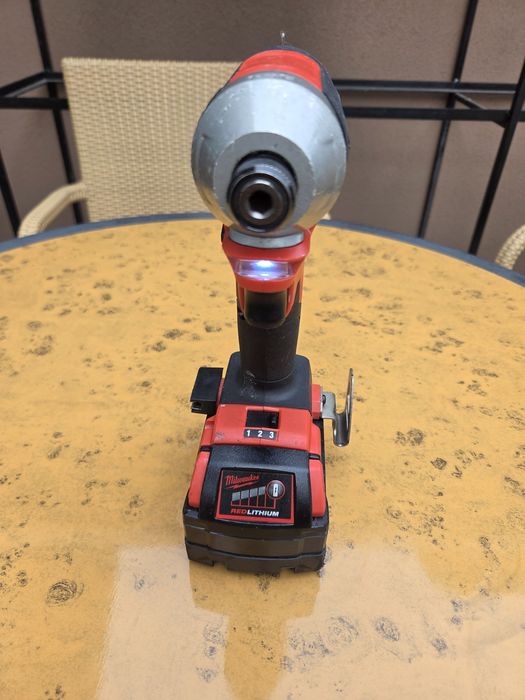 Milwaukee M18 BLID2 ударен винтоверт
 ударен
600 lei