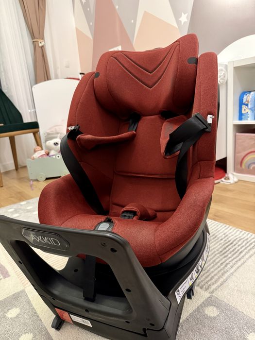 Детско столче за кола Axkid Spinkid