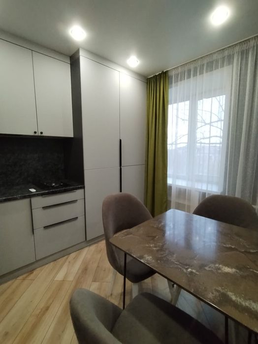 Продам 2 ком квартиру