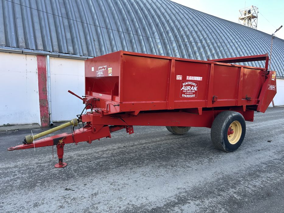 Mig ,remorca de imprastiat gunoi Gilibert 7 tone